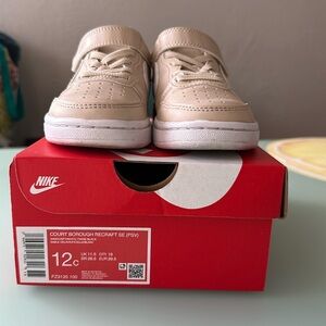 Nike court borough tennis shoes